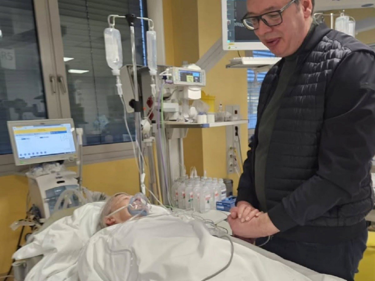 Vučić se slikao sa zastupnicom za koju Brnabić tvrdi da se bori za život