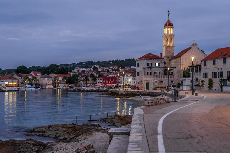 Plaće u sedam otočnih općina i gradova iznad hrvatskog prosjeka