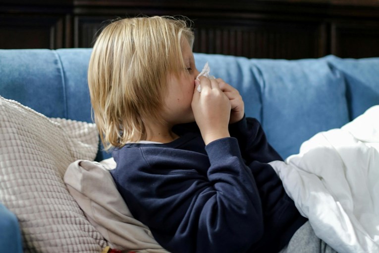 Roditelji, obratite pažnju: Ovi simptomi kašlja kod djece nisu bezazleni