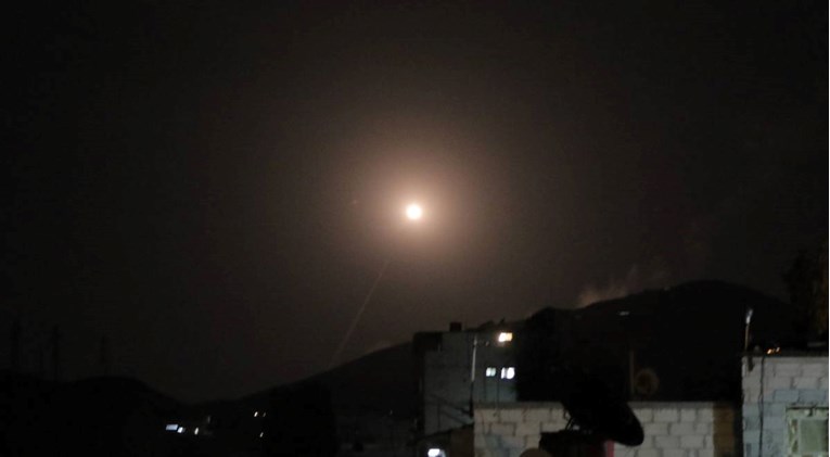 Izrael raketirao okolicu Damaska