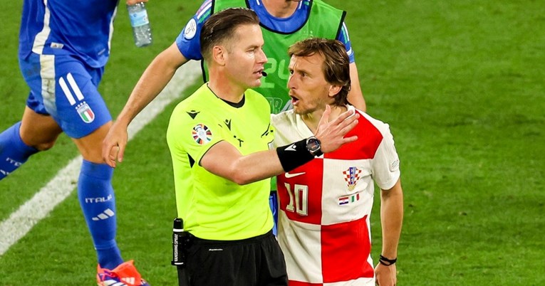 Nizozemski sudac naljutio hrvatske navijače. Pogledajte što je osvanulo na Wikipediji