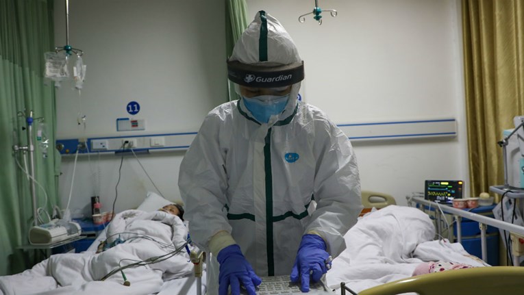 Od koronavirusa preminuo Amerikanac u Wuhanu