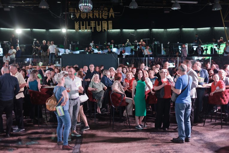 U stožeru Možemo proslavljen i rođendan