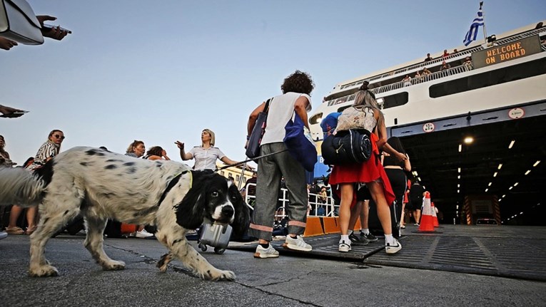 Grčka vlada podiže turističke pristojbe