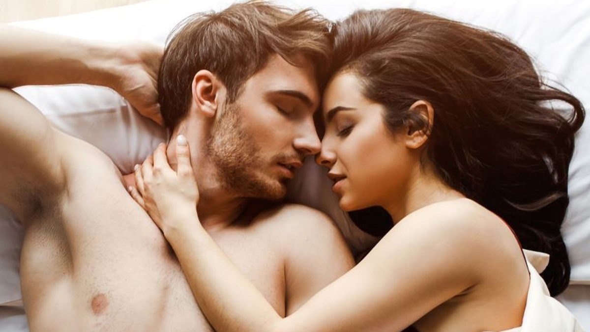 Stručnjakinja za odnose tvrdi: Ove tri poze mogu najviše razočarati žene