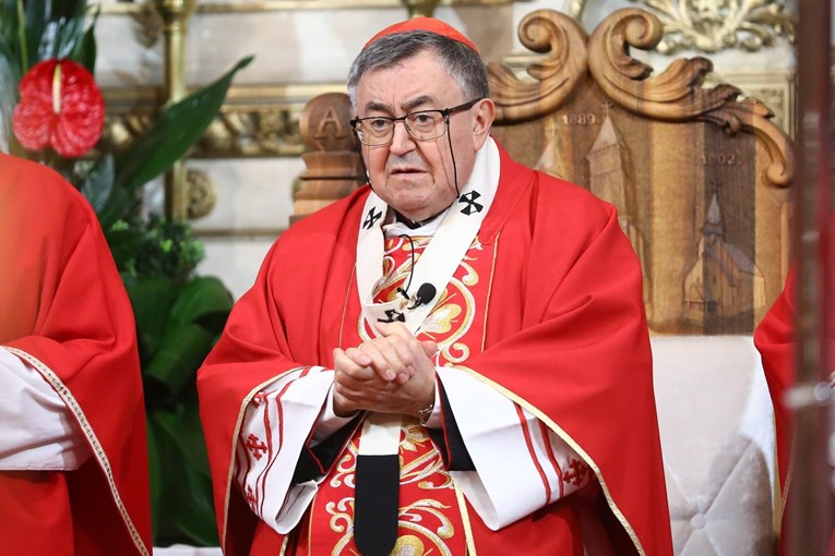Papa umirovio nadbiskupa Vinka Puljića, evo tko mu je nasljednik