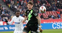 Hrvatski stoper napravio transfer karijere. Vratio se u Bundesligu