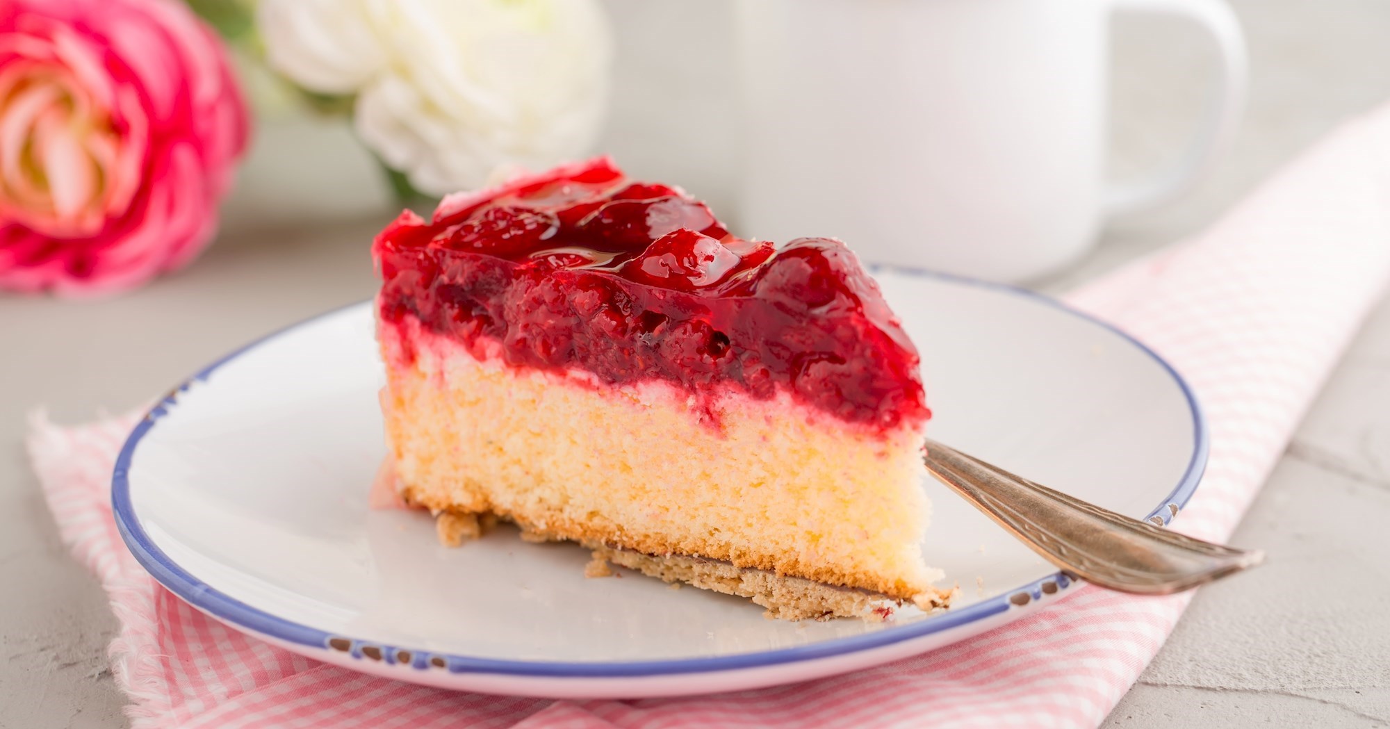 Top kolači za vikend: Sočni i jeftini, sve sastojke imate doma