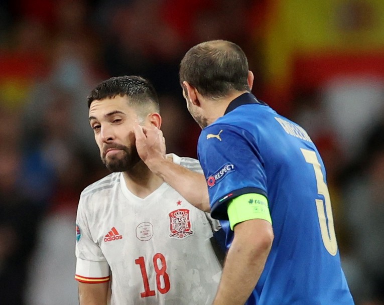 Pogledajte što je Chiellini radio dok se biralo tko će prvi pucati penale