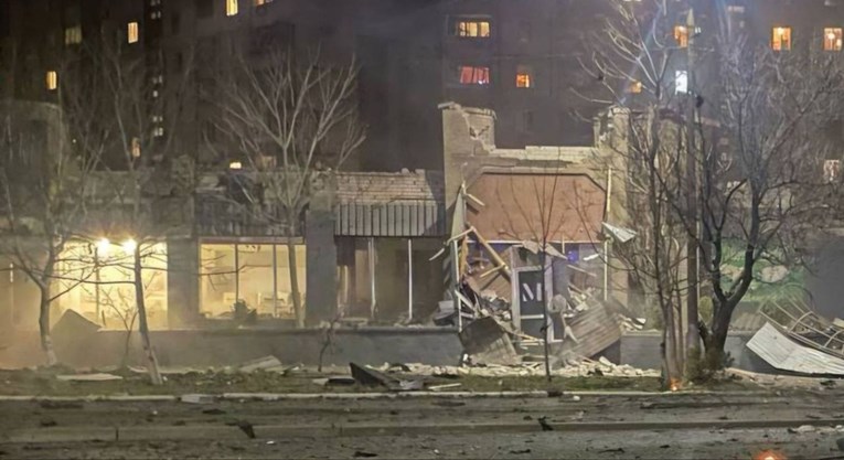 Rusi raketirali rodni grad Zelenskog, ranjeno 12 ljudi
