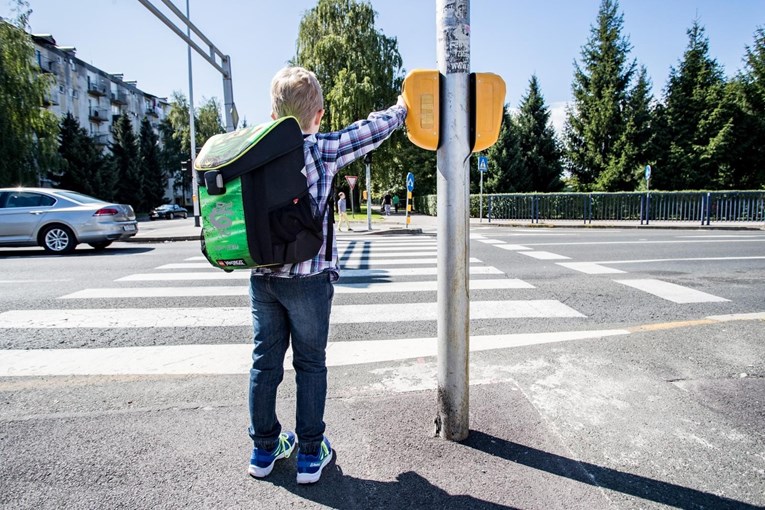 Maturanti i osnovnoškolci u Zagrebu ostaju u školi, ostali su online