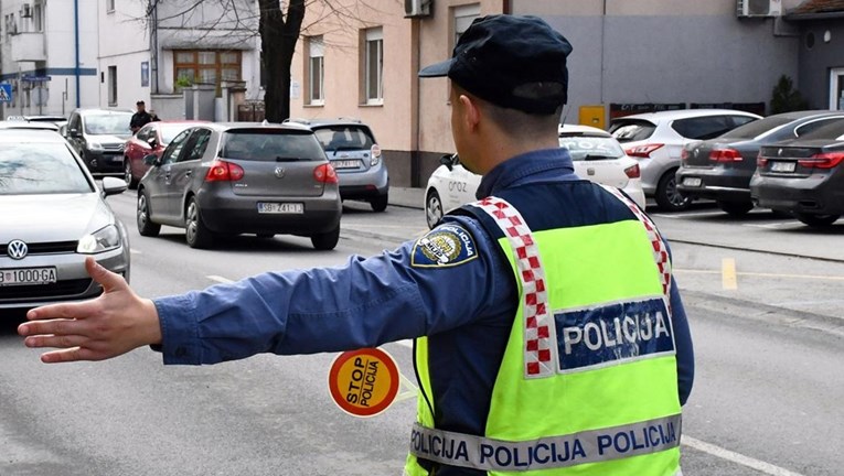 Pijana vozačica (28) u Slavonskom Brodu skrivila dvije nesreće u pet minuta
