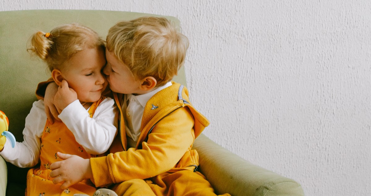 Psihologinja objasnila zašto ne biste trebali prisiljavati djecu da se ispričavaju