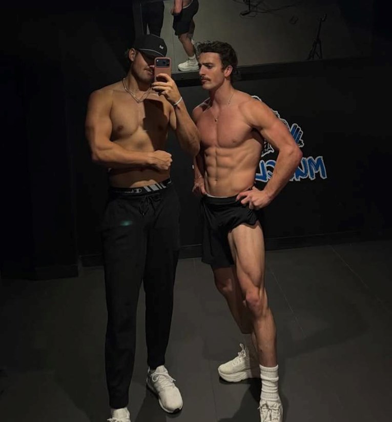 "Što nam to radiš?": Mladi glazbenik oduševio fizičkom transformacijom nakon prekida 