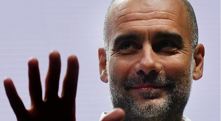 "Svake godine jednu Zlatnu loptu dajte Messiju, a drugu za sve ostale"