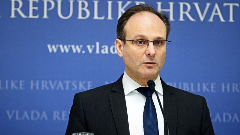 Ministarstvo se oglasilo o veleposlaniku koji je Frka-Petešiću dao stan