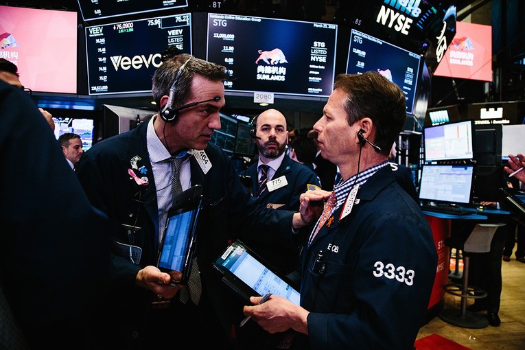 Wall Street oslabio na početku tjedna