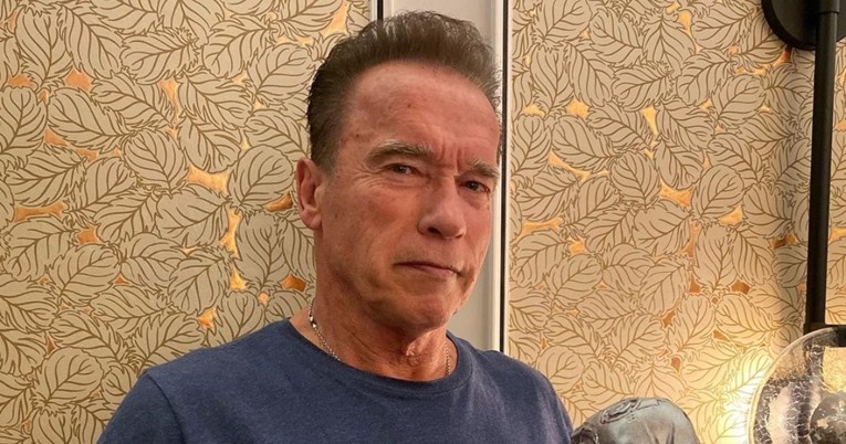 Schwarzenegger objavio fotku iz teretane i teško je povjerovati da uskoro puni 75