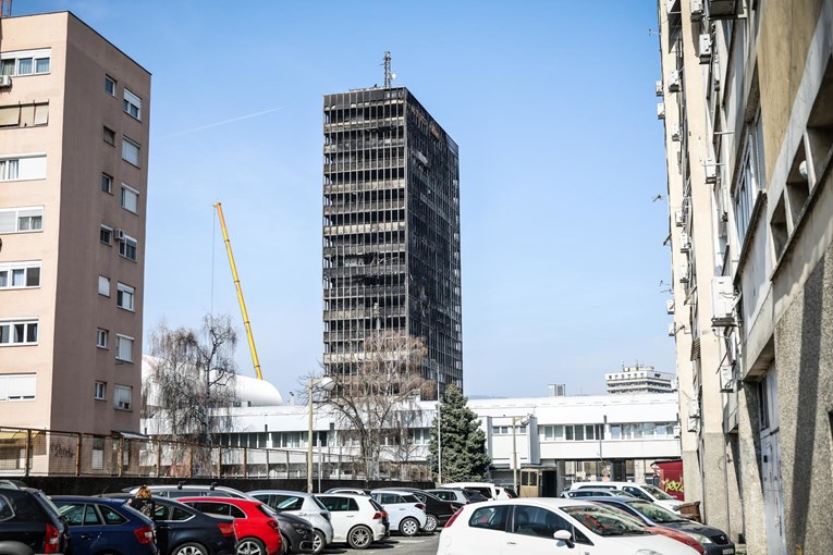 Odgađa se rušenje Vjesnika