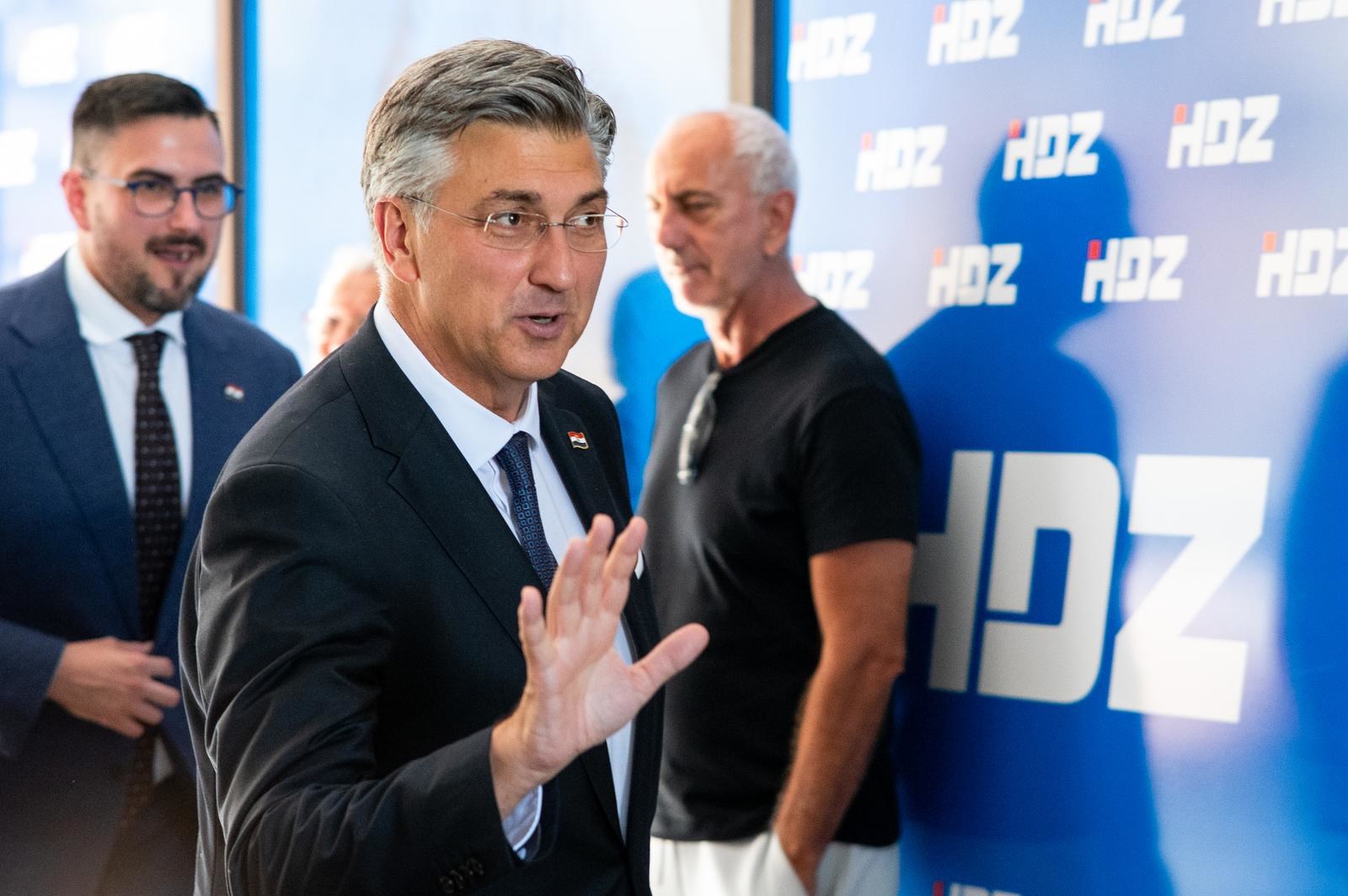 Plenković objavio koliko će iznositi prosječna mirovina s novim godišnjim dodatkom
