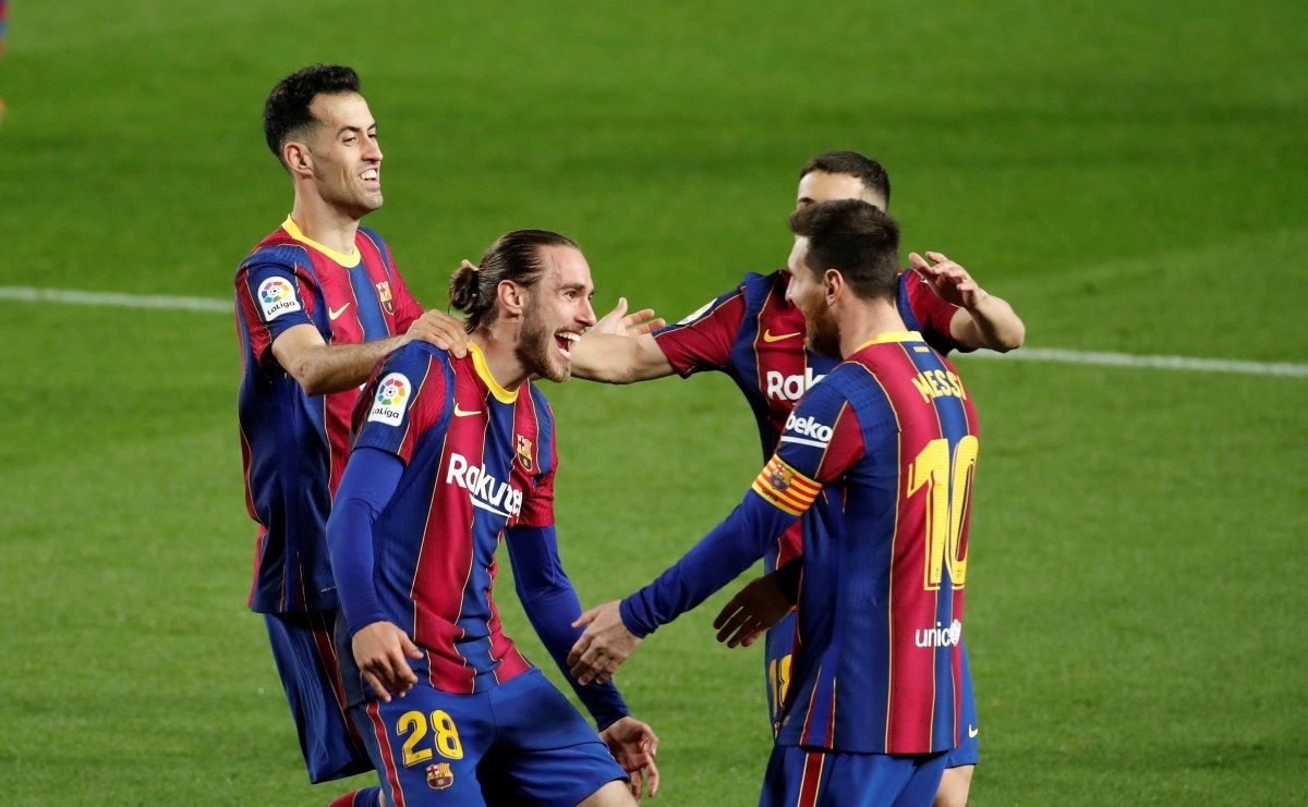 BARCELONA - HUESCA 4:1 Barca preskočila Real i nastavila lov na Atletico
