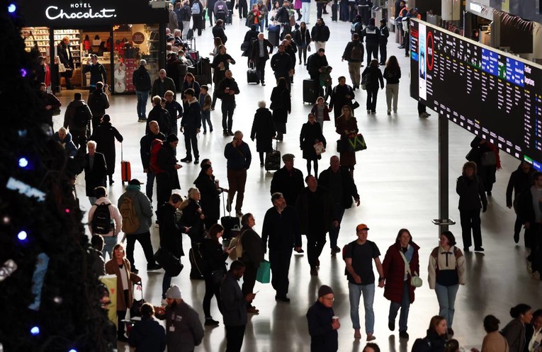 Novi EU sustav stvara višesatna čekanja na aerodromima: "Bit će neizdrživo"