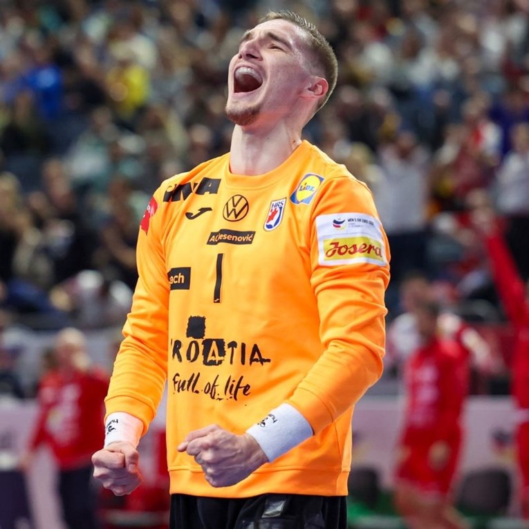 Dominik Kuzmanović pred transferom karijere