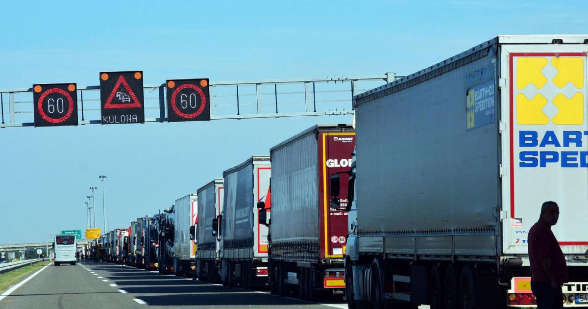 Prijevoznici iz BiH i Srbije prosvjeduju na granicama EU-a peti dan zaredom