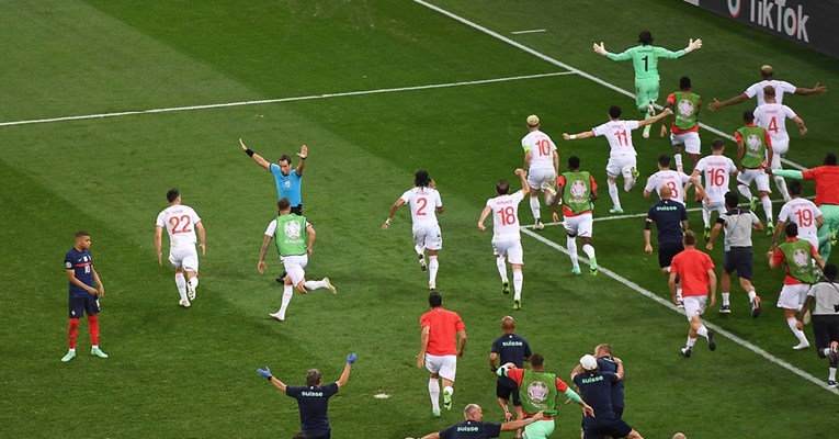 FRANCUSKA - ŠVICARSKA 3:3 (4:5) Švicarska golom dinamovca izbacila svjetske prvake