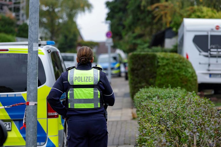 Djevojčica (12) u Njemačkoj s dva noža napala brata (21), policija je upucala