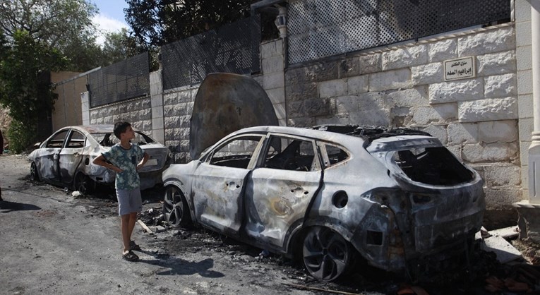 Izraelski doseljenici palili i razbijali po selu. "Ponašali su se kao paravojska"