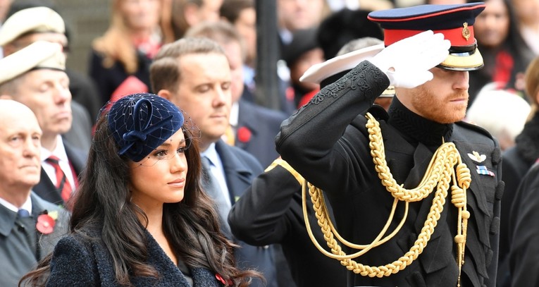 Meghan i Harry se oglasili nakon što ih je Charles izbacio iz kraljevske rezidencije