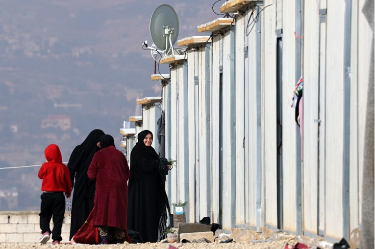 UNHCR: Više od 200.000 ljudi pobjeglo je iz Libanona u Siriju od početka rata