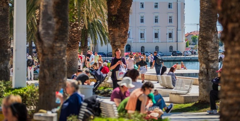 Dvoje državljana BiH u centru Splita 27 puta pokralo turiste