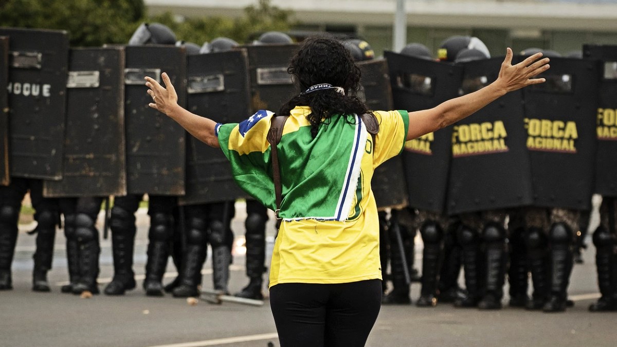 Bolsonaro je pobjegao na Floridu i ostavio bijesnu rulju u Brazilu. Što će sada SAD?