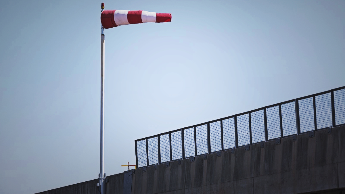 HAK upozorava na olujne udare vjetra na A1, maglu i skliske kolnike