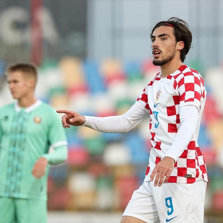 Roko Šimić ima novi klub. Pogledajte kako je predstavljen u Njemačkoj