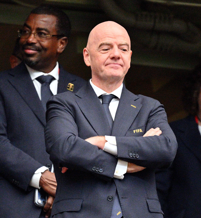 Infantino se opet oglasio: Ponavljam, moramo poštovati suce i pravila