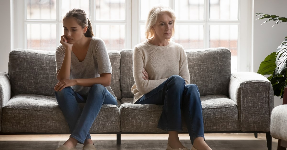 Psihologinja objasnila kako narcisoidna majka utječe na ljubavni život svoje djece