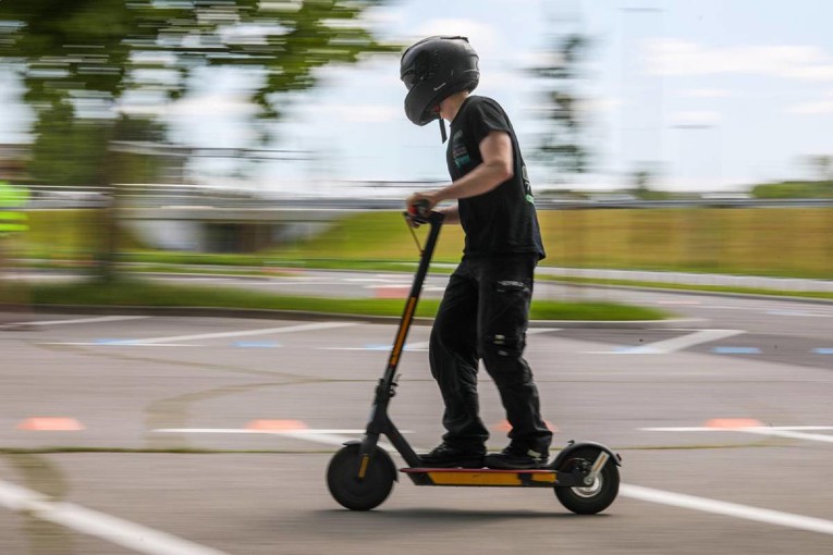 Dijete u Međimurju palo s romobila koji može ići 45 na sat 