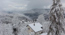 Snijeg zameo Gorski kotar, a prekrasni prizori zimske idile stižu iz Vrbovskog