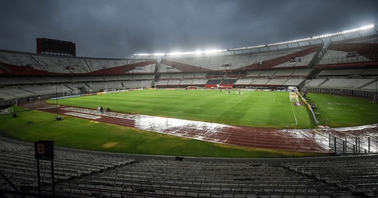 Igrač River Platea ima simptome koronavirusa, klub odbio igrati