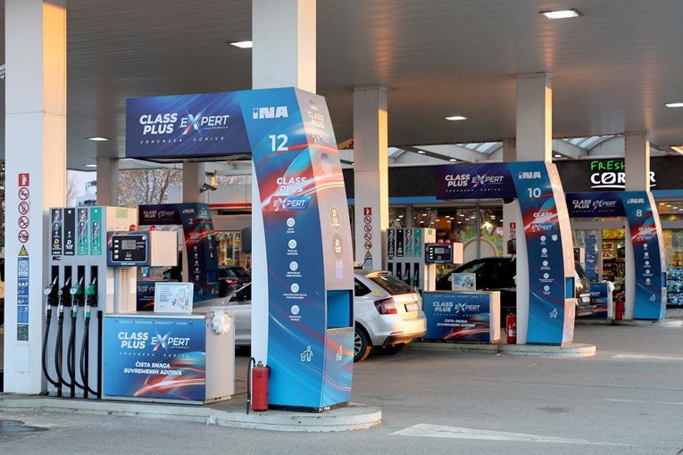 Vlada pušta 35.000 tona dizela iz zaliha. Šušnjar: Apsolutno sve imamo pod kontrolom