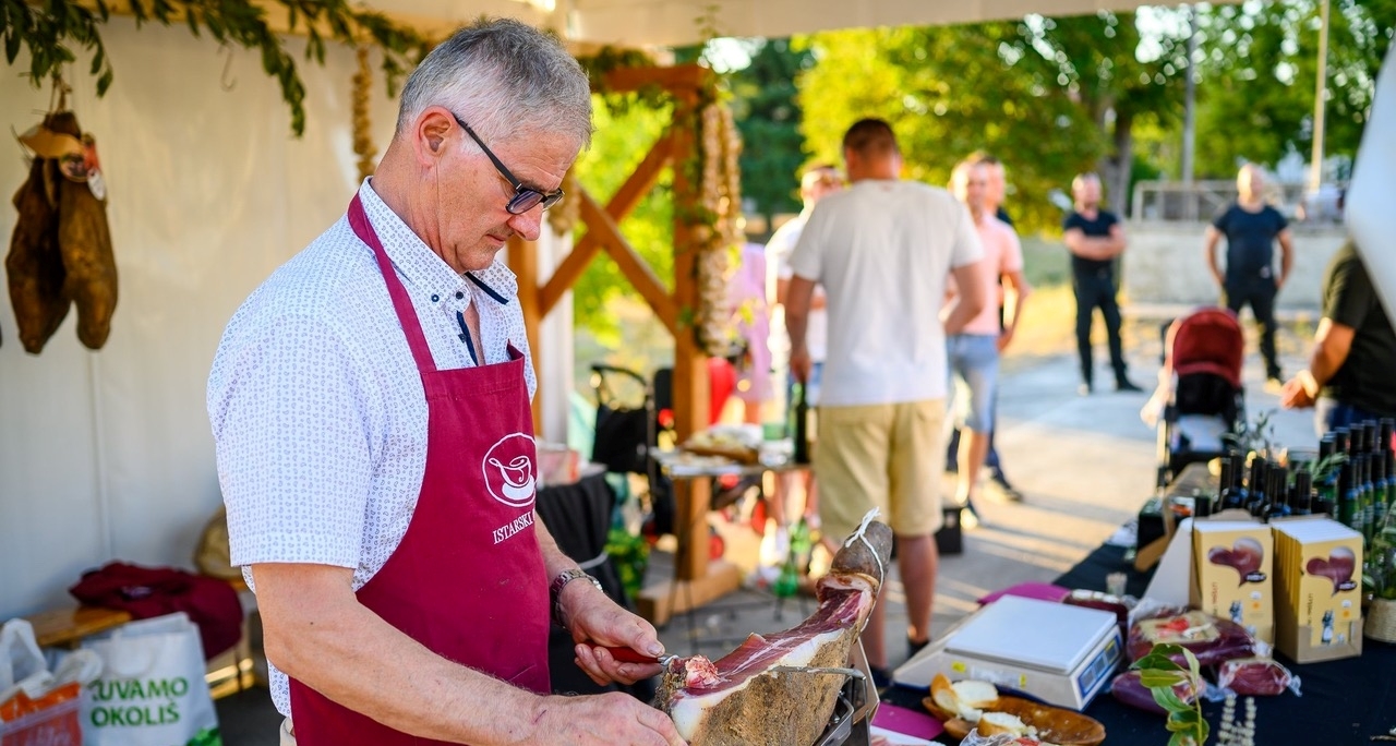 Idući tjedan Ljetni festival istarskog pršuta, evo detalja