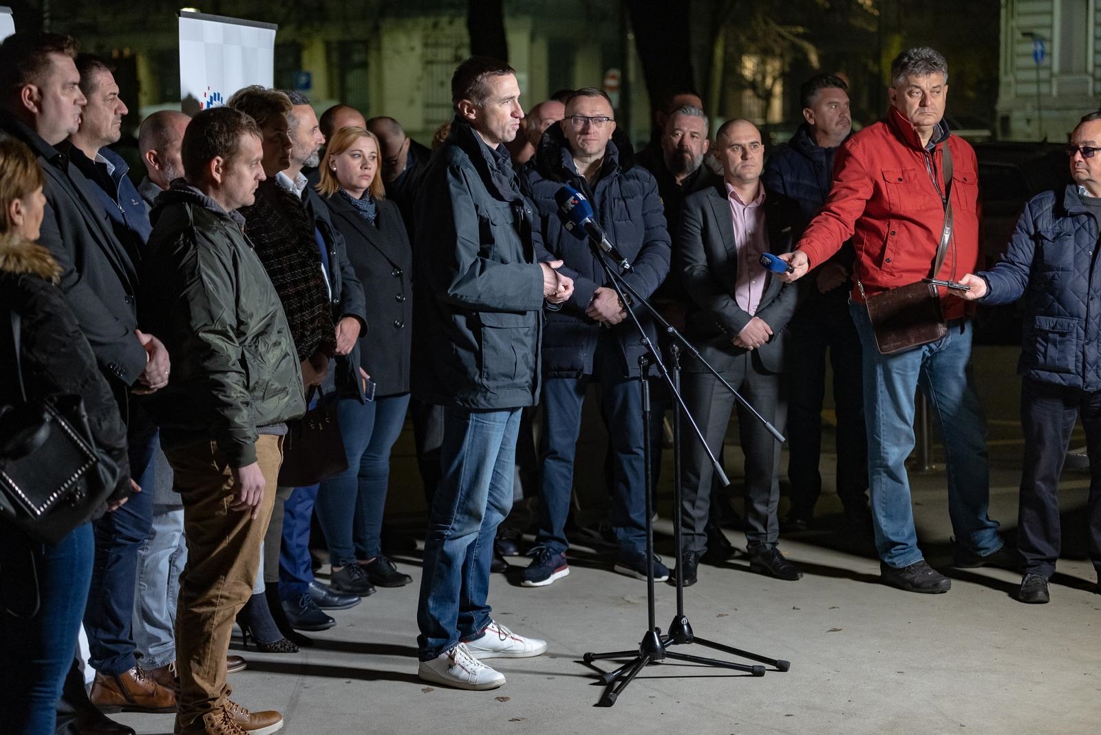 Bivši HDZ-ovac Penava: Svjedočimo ogromnim valovima korupcije