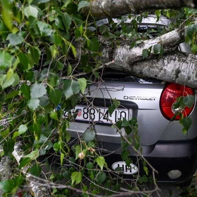 Imate štetu od oluje u Zagrebu? Evo koliko novca možete dobiti od grada