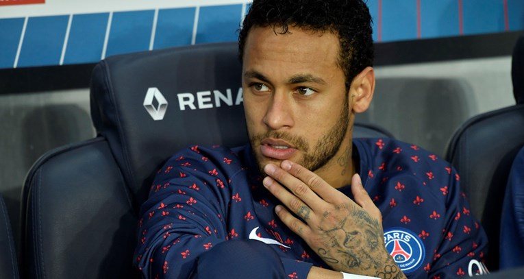 Daily Mail: Barca je digla kredit zbog Griezmanna, nema ni centa za Neymara