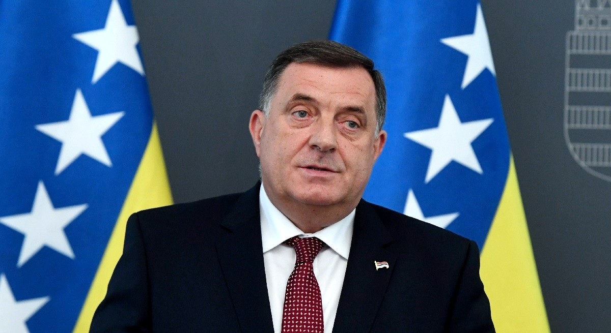 Dodik: Naša zastava je zastava Srbije