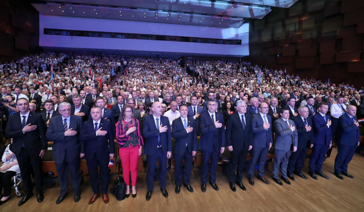 HDZ sutra raspisuje izbore za novo vodstvo stranke