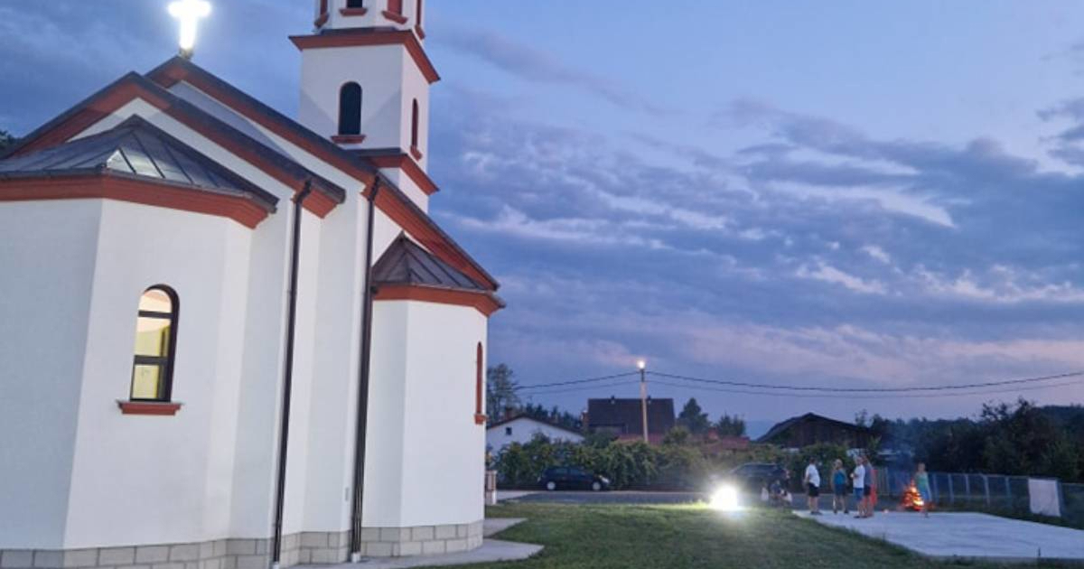 Bosancu zbog imena svećenik nije dao da uđe u crkvu